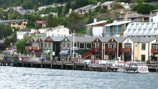 Die Hafenpromenade Queenstowns