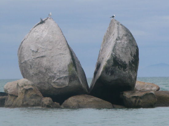 Der beruehmte "Split Apple Rock"...