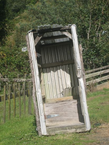 Habt ihr schon mal so ein Zollhaeuschen gesehen?