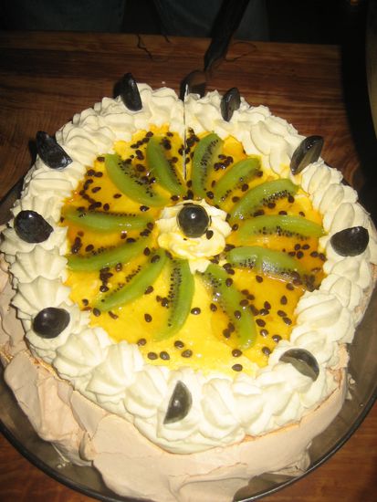 Der suesse Nachtisch namens "Pavlova". Typisch neuseelaendisch!