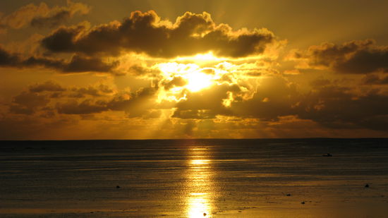 Abendstimmung vor unserem Bungalow.