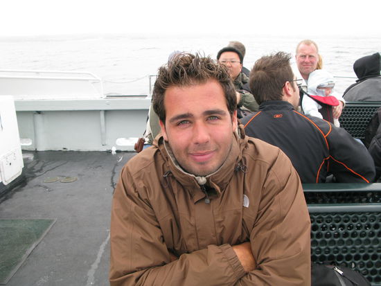 Man sieht Celo die Kälte ins Gesicht geschrieben. Und das noch vor der Abfahrt.