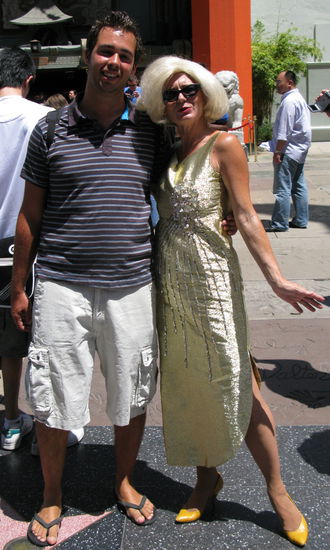 Marilyn Monroe konnten wir sogar noch dazu bringen, sich ablichten zu lassen...