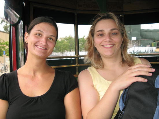 Mit dem Trolley gings weiter zum...