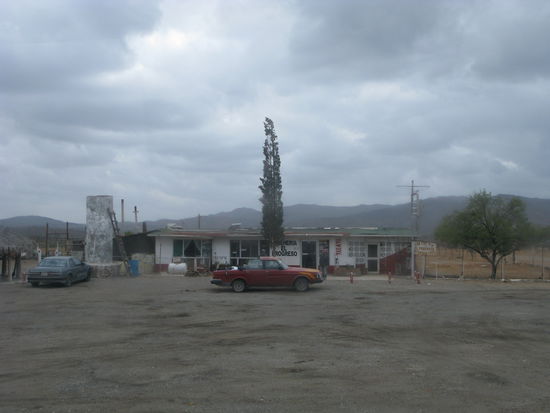 ...und zwischendurch auch mal eine "Raststätte".