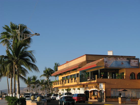 ...und unser Hotel "La Perla".