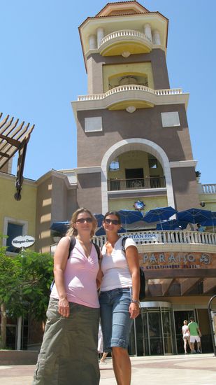 Beim Spaziergang durch das touristische Dörfchen Cabo San Lucas...