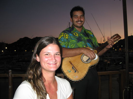 Und nach dem leckeren Essen wurde sogar noch für uns gesungen.