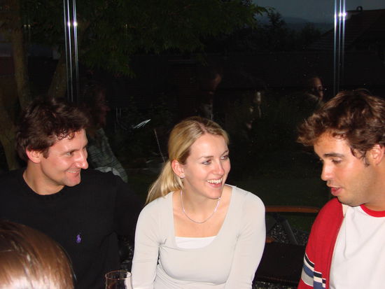 Macht ja nichts. Wir sind schliesslich wichtiger! 