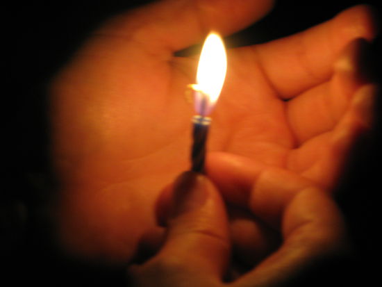 Siehst du dein Kerzlein, Britta? 