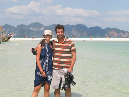 Auf der Sandband zwischen den beiden Inseln.