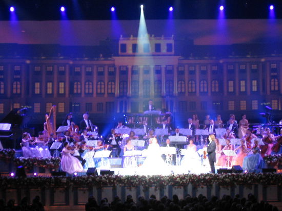 Und Schloss Schoenbrunn als Kuliise machte sich hier auch sehr gut