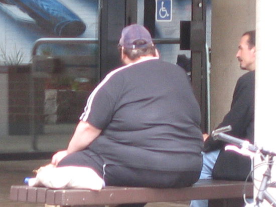 sowas kann man am amerikanischen Kontinent schon manchmal sehen, da fuehlet ich mich mit meinem Gewicht als Spund und staerkte damit mein Selbstbewusstsein