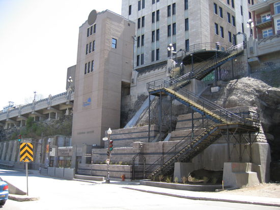 Ein letzter Blick von der Unterstadt auf die Oberstadt