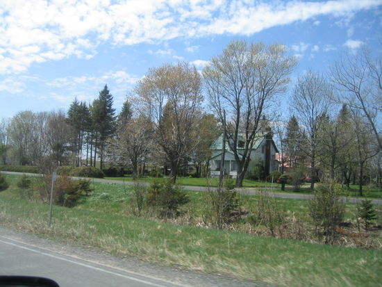 Ein Haeuschen am idyllischen Highway