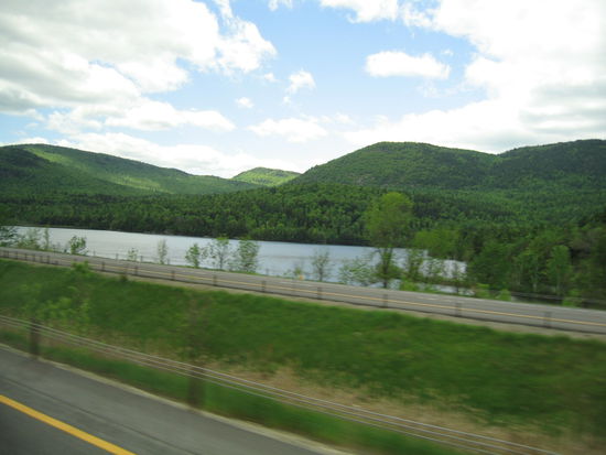 Seen sind neben dem Hudson River fuer die Wasserversorgung der stark bewaldeten Umgebung zustaendig