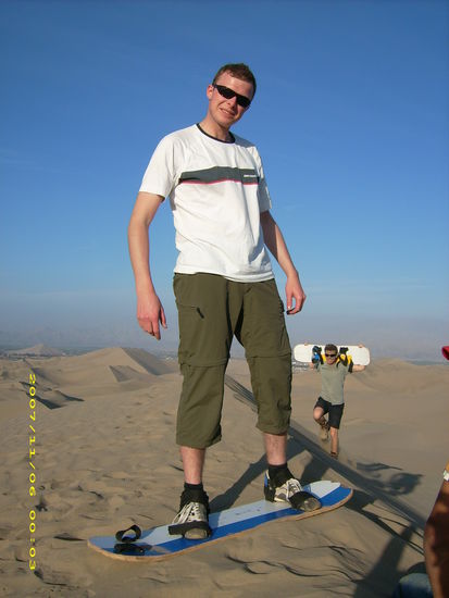 kurz vorm offenen Bruch - ja er lacht noch