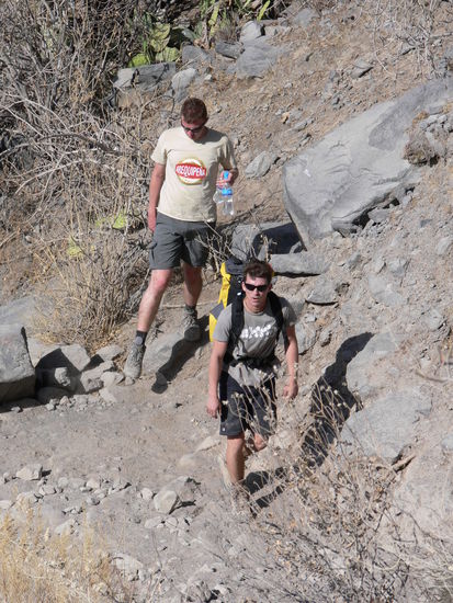 und hier gehts auch schon wieder hoch