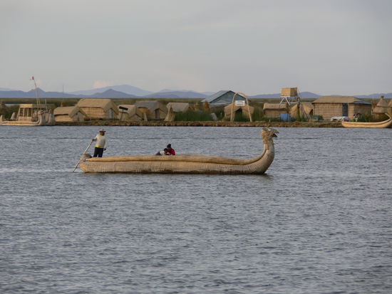 auch die Boote der Uros sind nur aus Schilf