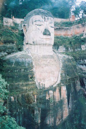 Steinbuddha von Leshan