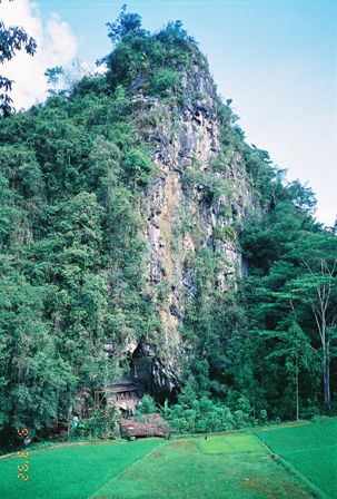 Eingang in die Hoehle