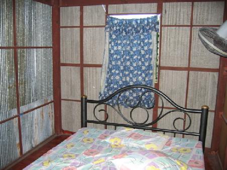 mein Zimmer in der 1. Nacht auf Phi Phi