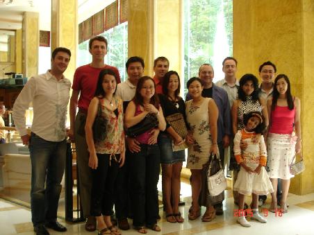 v.l. Patrick, Andre, Valerie, Jerry, Li Sze, Ferdi, Kratai, Magda, ich Wayne, Sangita, Zurina, Alex und Jessy