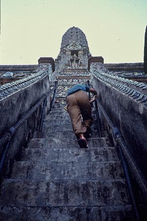 Wat Arun...und es IST steil!