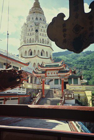 kek lok si tempel