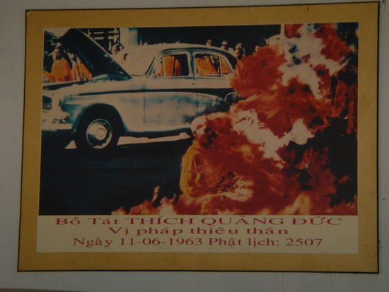 Moench Guang Duc in Flammen