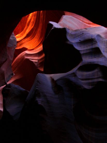 Aufnahme aus dem Antelop Canyon. Faszinierend wie das Gestein durch die Sonnenstrahlen aussieht...