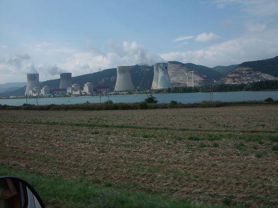 Der Rhône entlang Nuklear Anlagen Tricastin