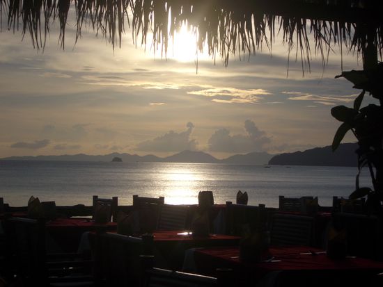 Traumhaft! Und Mai Tai's fuer 150 Bath.
Oh Herz was willst du mehr?