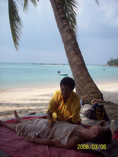 chrisy liess sich in haad chao phao auch mal so richig durchkneten...