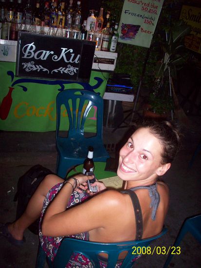 abends dann ein kuehlendes bier in einer strassenbar naehe khao san road