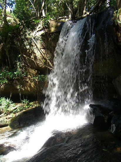 Wasserfall beim Aufstieg zu Kbal Spean