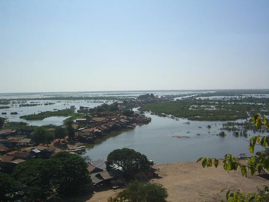 Tonle Sap und der "Hafen"...