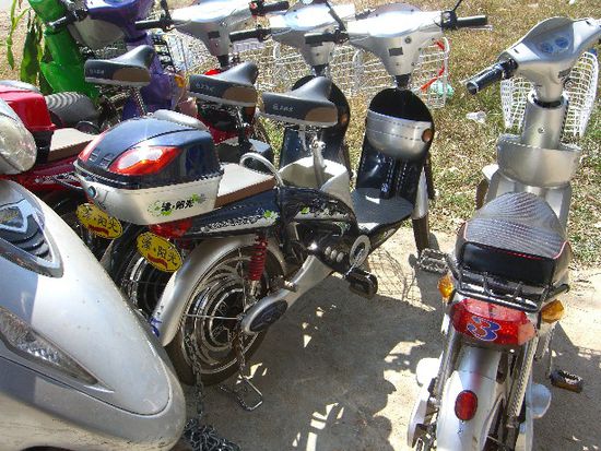 schon fast ein Moped ... aber eben nicht ganz