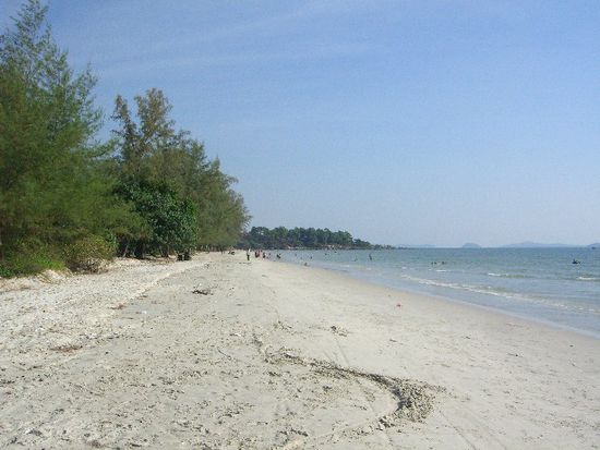 fast einsamer Strand ...
