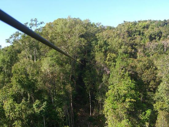 eine der Ziplines mit unbekanntem Ende ...
