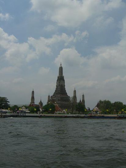 Wat Arun (Temple of Dawn) vom Boot aus