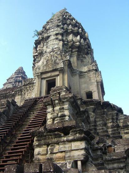 einer der Tuerme von Angkor Wat