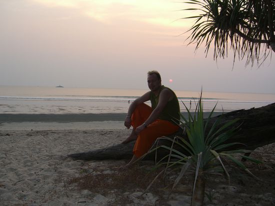 Am Ao Yai bei Sonnenuntergangsstimmung