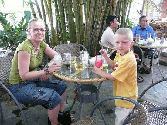 Lecker Eiskaffee im Gar Ten in Rach Gia