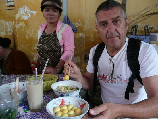 Klasse Nudelsuppe mit eingelegten Wachteleiern ... war die vielleicht lecker!!!