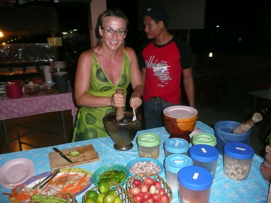 Mein erster selbst gemachter Papaya-Salat und der hat wirklich super lecker geschmeckt!!!