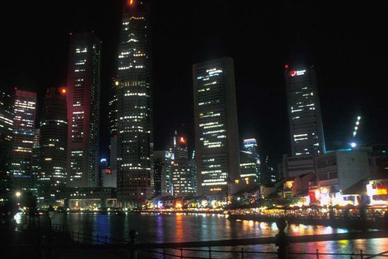 skyline by night...