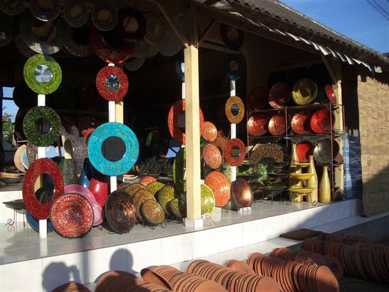 schoene handarbeiten in ubud...