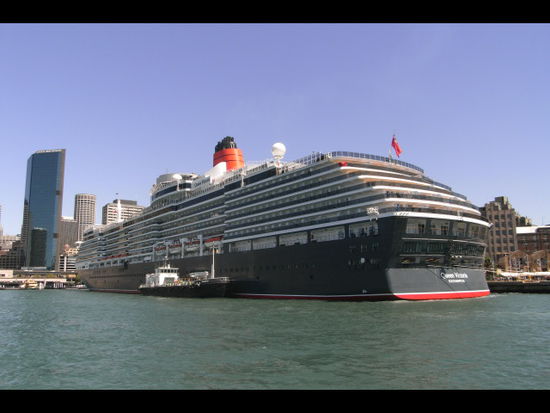 Queen Victoria im Hafen von Sydney