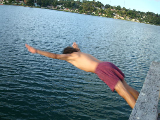 Den Sprung ins kuehle Nass nach der anstrengenden Besichtigung haben wir uns verdient...